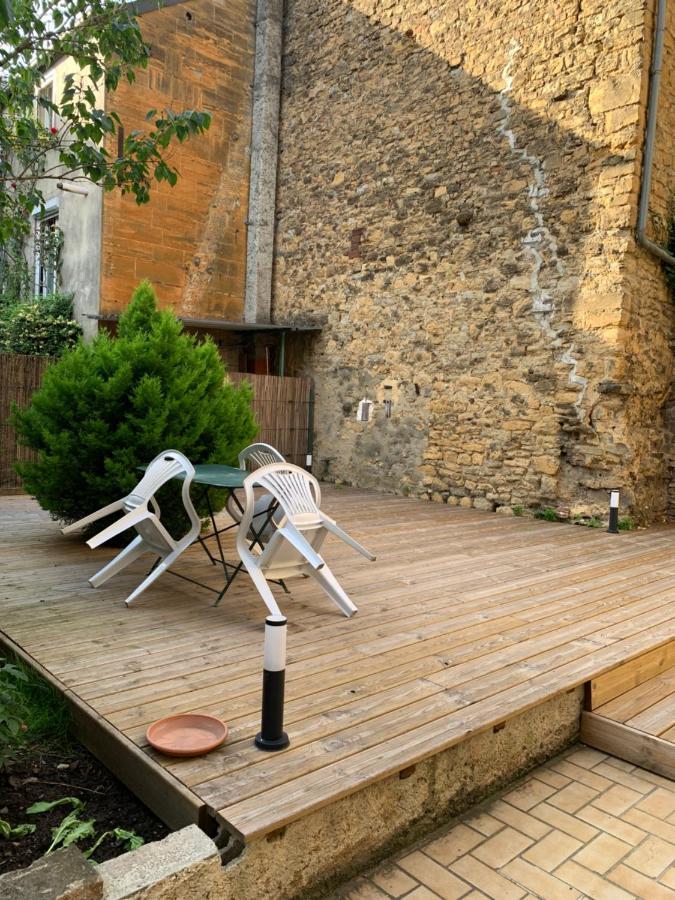 Apartment A L'abri Du Tumulte De La Charleville-Mézières